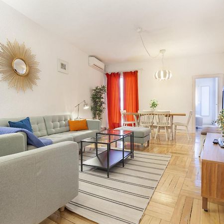 Apartamento Plaza Mayor Terrace En Madrid Lägenhet Exteriör bild